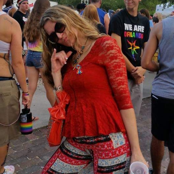 Meet your Posher, Heather - Picture 8 of 16